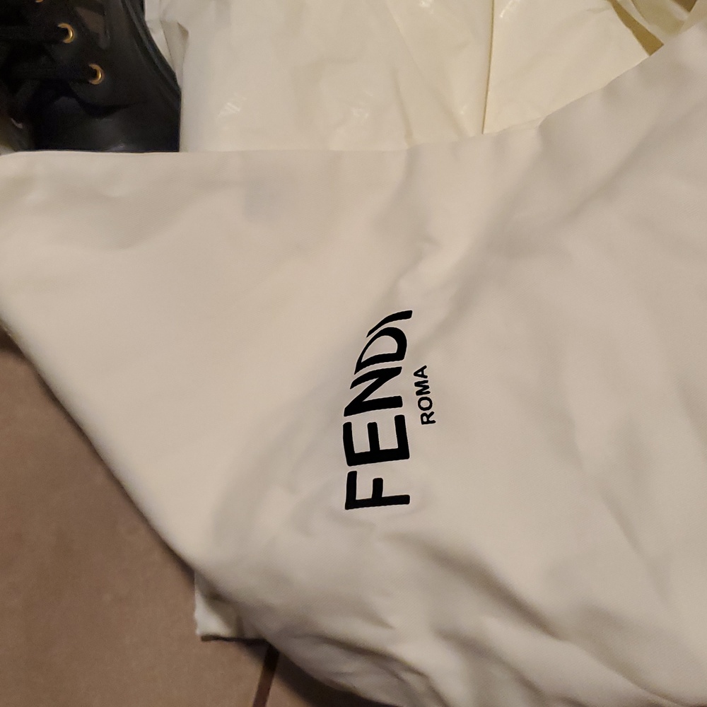 FENDI Fendigraphy Boots - Picture 9 of 12